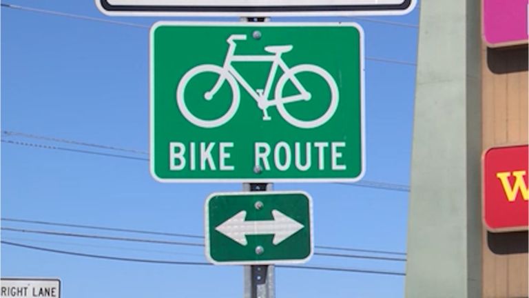 Emiten alerta en California sobre seguridad y requisitos legales para bicicletas eléctricas