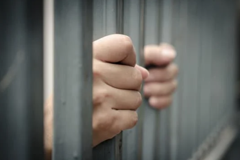 La Policía de Reno Desmantela un Laboratorio de Fraude con Cuatro Arrestos Importantes