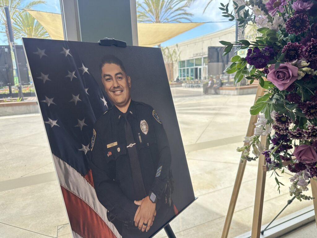 San Diego despide al teniente Brian Avera con honores