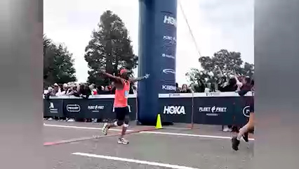 Maratón Big Sur Atrae Multitudes a la Costa Central en su 39ª Edición
