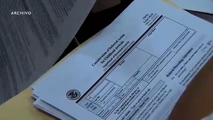 Pausa en trámites migratorios en EE.UU. podría afectar a miles de solicitantes