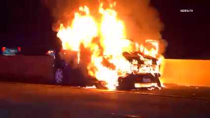 Vehículo se incendia en la autopista 94 en San Diego; no se reportan heridos