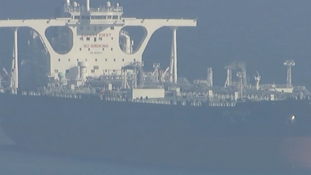 Alertan posible escasez de gasolina tras última entrega desde el Estrecho de Ormuz a California
