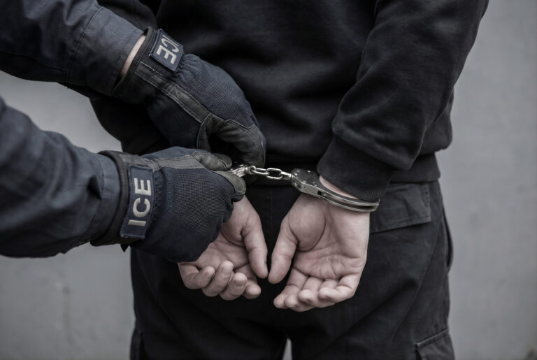 ICE revela cifras de operativos migratorios en el área de San Diego ante Congreso de EE.UU.