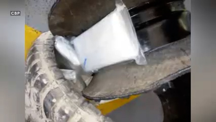 CBP incauta $4.3 millones en cocaína y rescata a mujer oculta en vehículo