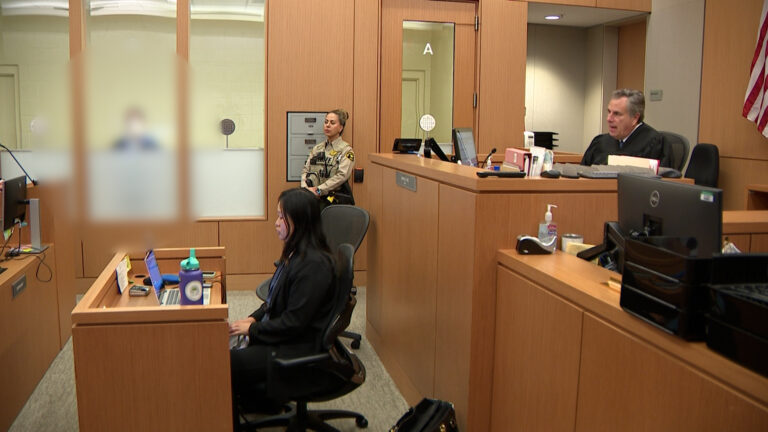 Hombre se declara inocente en caso de agresión sexual a menor en Poway
