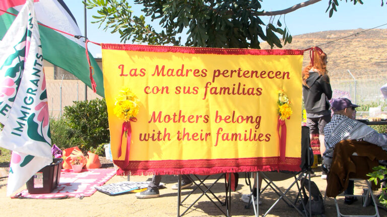 Comunidad realiza actos de apoyo a madres detenidas durante celebraciones del Día de las Madres