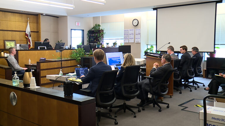 San Diego inicia juicio por tarifas de basura en medio de acusaciones de sobrecostos