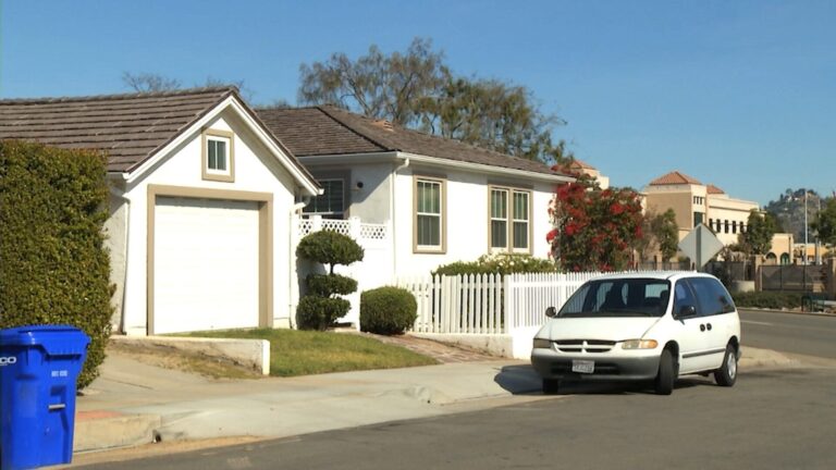 Crece la polémica en San Diego por propuesta de impuesto a viviendas vacías