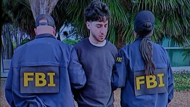 Residente de Carlsbad enfrenta cargos federales por presunto delito de odio en Los Angeles