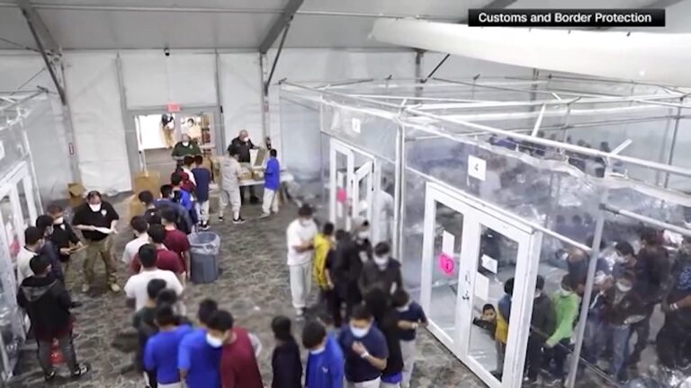 Investigación revela aumento histórico de suicidios en centros de detención de ICE