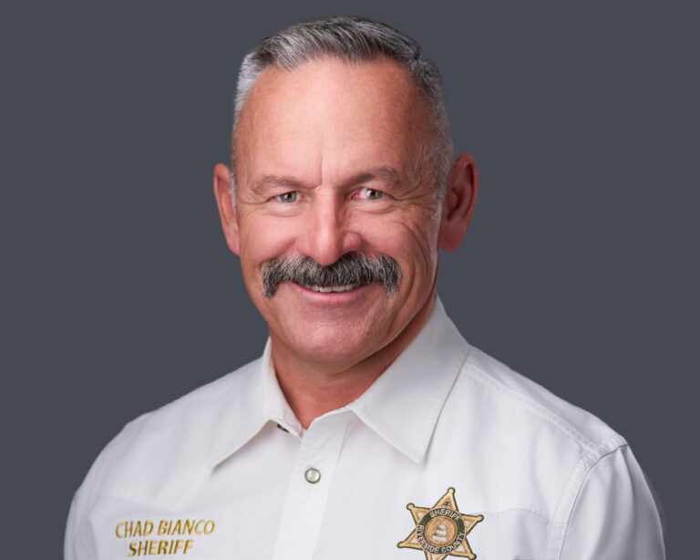 Chad Bianco se perfila como candidato republicano a la gubernatura de California