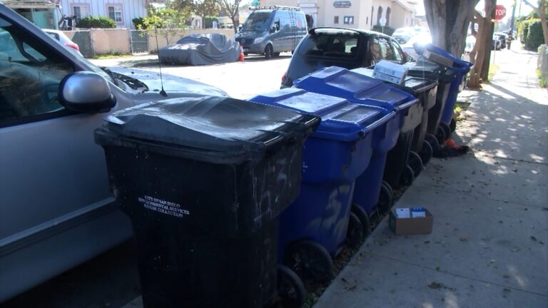 San Diego reduce tarifas de basura y elimina cobro de estacionamiento en Balboa Park
