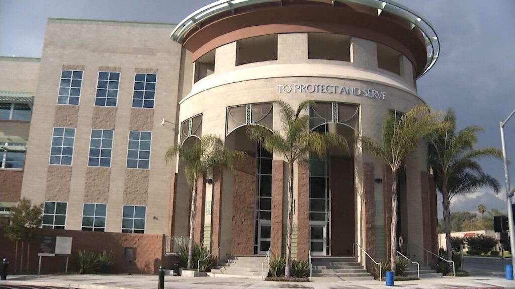 Familia de ciclista fallecido demanda a la Ciudad de Escondido y a oficial de policía