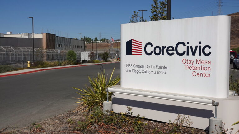 Condado de San Diego inspecciona condiciones de salud en el centro de detención de Otay Mesa