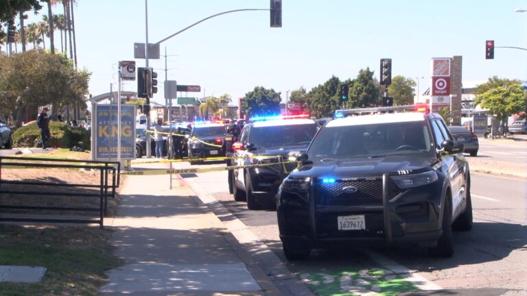 Adolescente resulta herido en tiroteo desde un vehículo en Clairemont, la policía sigue investigando
