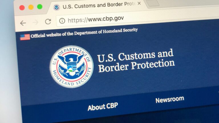 CBP busca contratar veteranos y cónyuges de militares para puestos en todo Estados Unidos