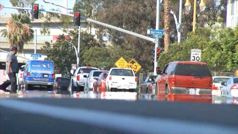 San Diego reducirá los límites de velocidad en varias calles para mejorar la seguridad vial
