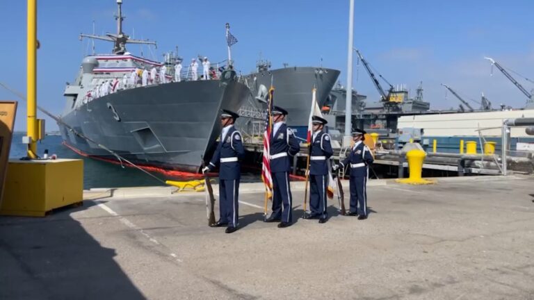 La Armada retira al USS Fort Worth tras 14 años de servicio