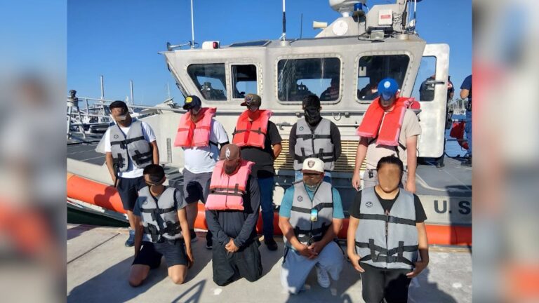 Guardia Costera intercepta embarcación con nueve presuntos migrantes en Mission Bay