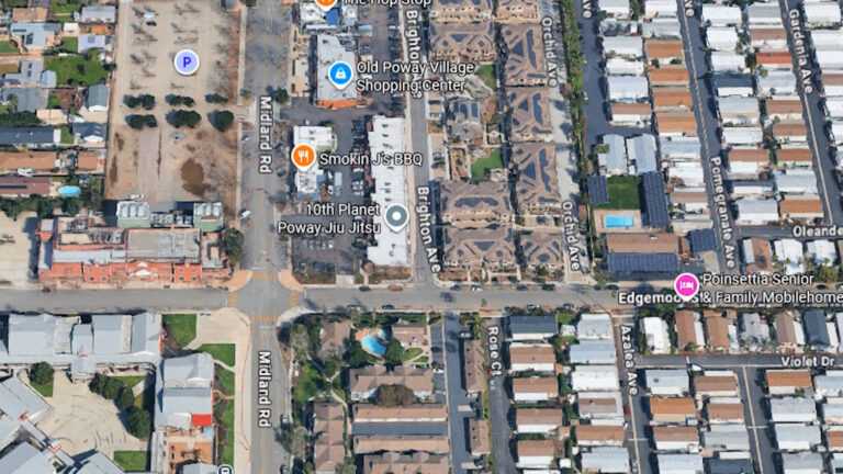 Mujer resulta herida tras ataque con arma mortal dentro de vivienda en Poway