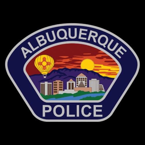 Policía de Albuquerque revela detalles sobre abatimiento de un hombre armado durante crisis de salud mental