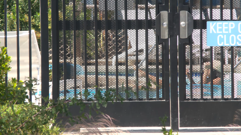 Cuatro casos de parásito vinculados a piscinas del Gaylord Pacific