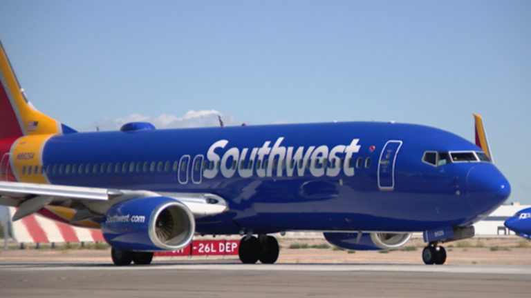 El Paso estrena vuelo directo a Nashville con Southwest Airlines