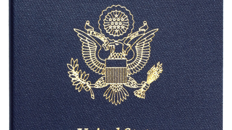 Primer pasaporte de EE.UU. podrá solicitarse completamente en línea a partir de 2027