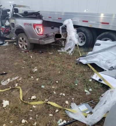Joven de 19 años muere tras choque contra patrulla y camión de carga en la I-70 en Colorado